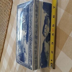 Antique Oriental Chinese divided trinket box 7 x 4 Greek key blue white